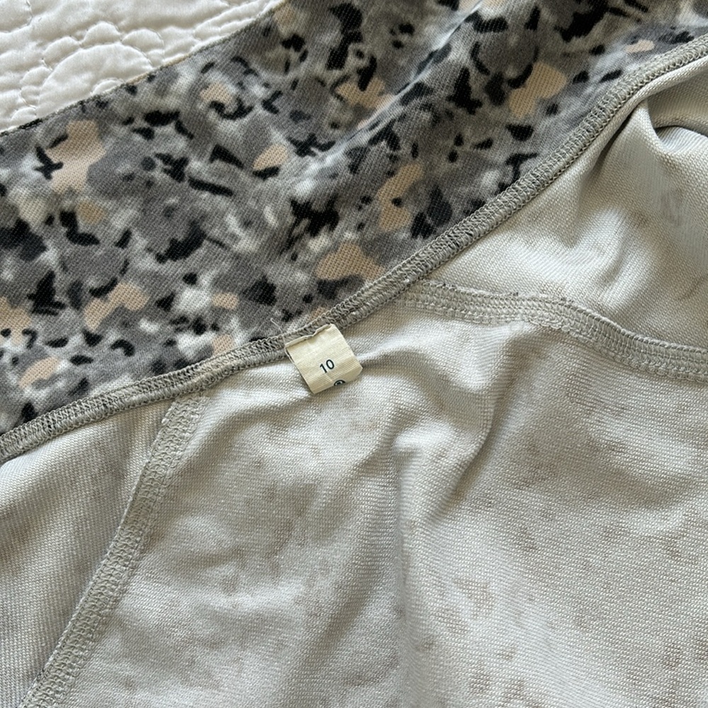 Lululemon Jacket - Picture 5 of 6